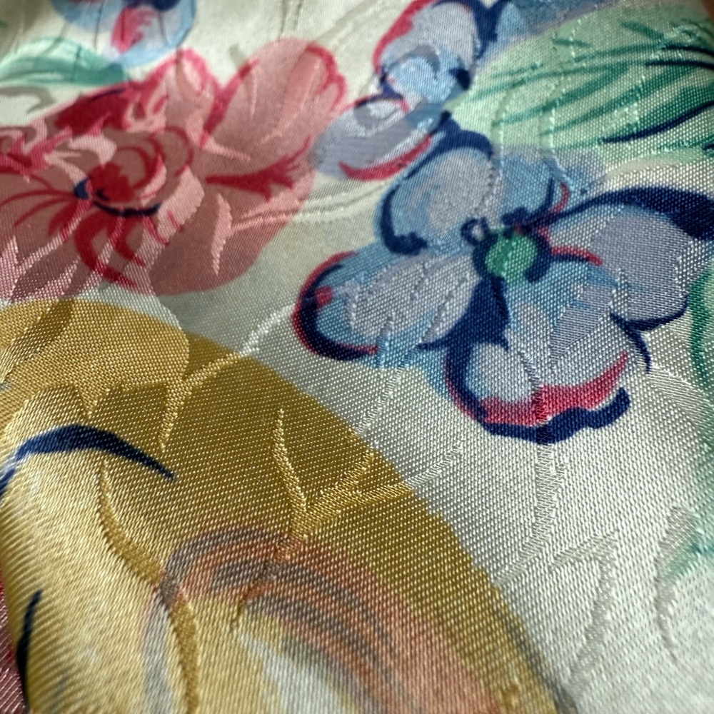 Dior Pastel Floral Robe - Picture 6 of 9